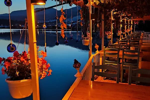 Mavi yengeç kaya restaurant - Deniz mahsülleri restoranı - Antalya Alanya