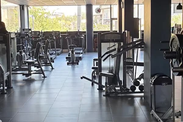 Royal Akademia Sports Club - Spor salonu - Aydın Efeler