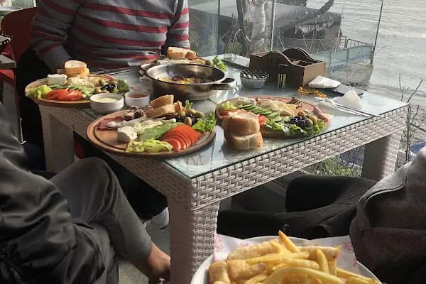 Deniz Aile Çay Bahçesi - Çay bahçesi - İstanbul Bağcılar