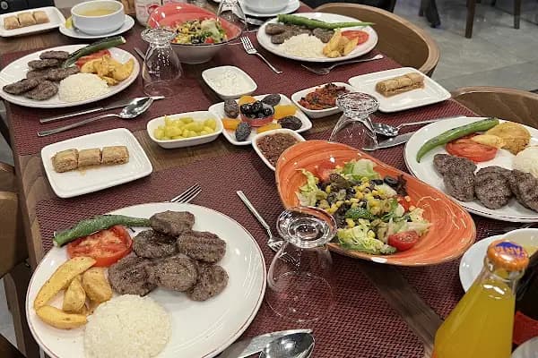 Akçaabat Köftecisi - Restoran - Düzce Cumayeri