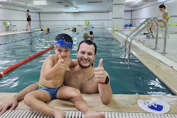 Barisswimming İzmir Yüzme Dersi - Yüzme Eğitmeni - İzmir Balçova