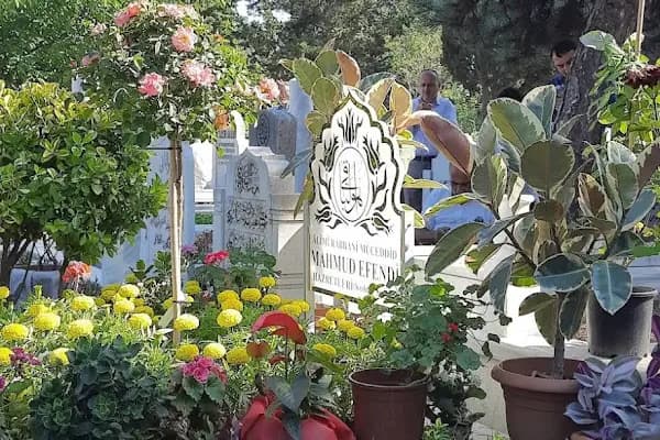 Mahmut Efendi Hazretleri Kabri - Mezarlık - İstanbul Beşiktaş