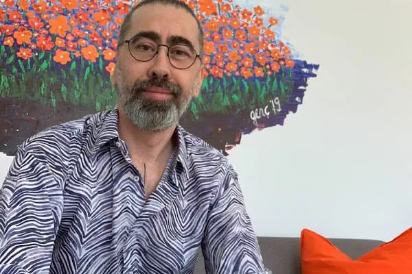 Op Dr Bülent Genç - Estetik Cerrahi Kliniği - İstanbul Kadıköy