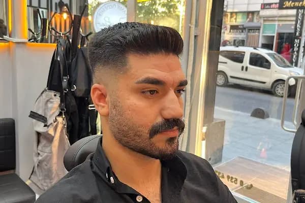 Yasin Özdemir Hair Artist - Berber Dükkanı - İstanbul Arnavutköy