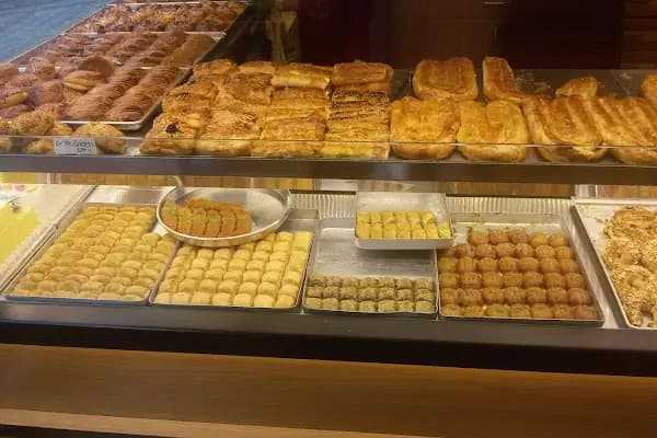 Tatlıcılar Pastanesi - Pastane - İstanbul Güngören