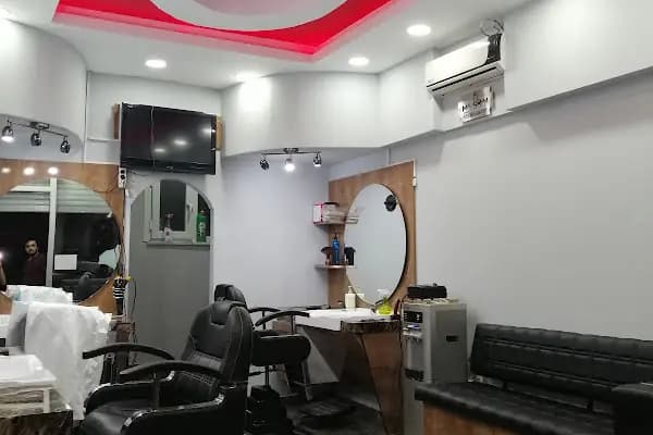 Özlü 18 Erkek Kuaförü - Berber Dükkanı - İstanbul Güngören