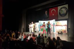 Salihli Zafer Keskiner Şehir Tiyatrosu