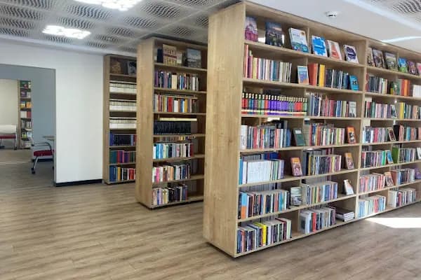 İBB Sezai Karakoç Kütüphanesi - Kütüphane - İstanbul Ataşehir