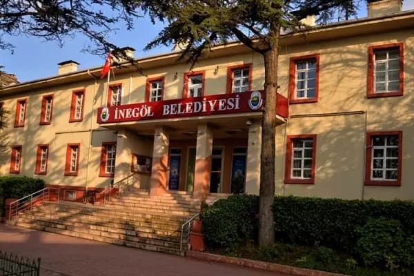 İnegöl Belediyesi Hizmet Binası - Belediye Binası - Bursa İznik