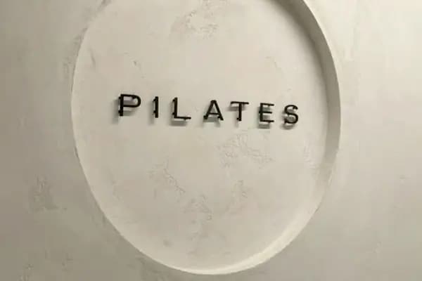 Bornova Reformer Pilates Stüdyo Yağmur Akdemir - Pilates Salonu - İzmir Bornova