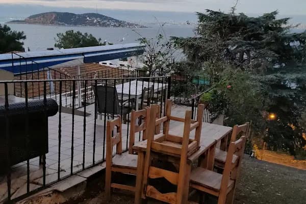 Burgazada İskelesi - Ulaşım Hizmeti - İstanbul Adalar