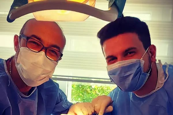 Diş hekimi Ozan Ceyhan - Sağlık Merkezi - Antalya Finike