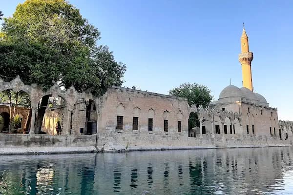 Şeyh Ali Dede Türbesi( Şazeli Şeyhi ) - Müze - Şanlıurfa Eyyübiye
