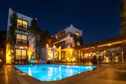 West Coast Boutique Hotel