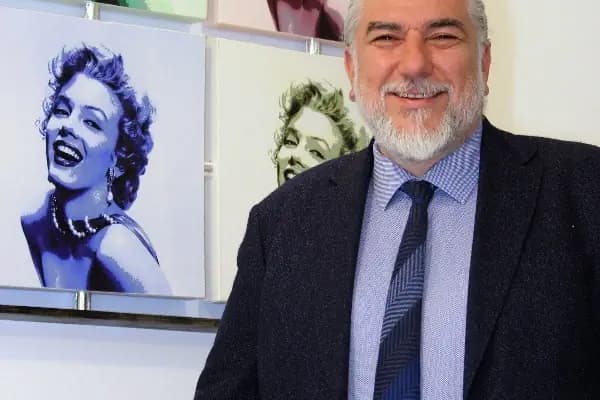 Op. Dr. Can Öztekin - Yüz Burun Estetiği, Meme Büyütme, Vaser Liposuction Ankara - Estetik Cerrahi Kliniği - Ankara Çankaya