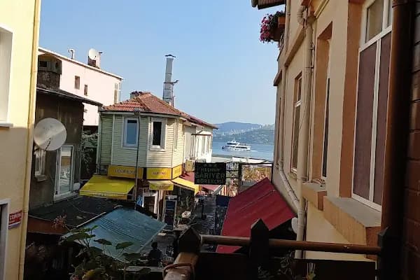 Çiçekli Yalı Pansiyon - Doğa Köşkü - İstanbul Bağcılar