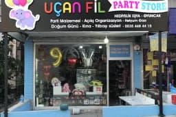 UÇAN FİL PARTİ
