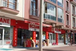 İzi Eczanesi