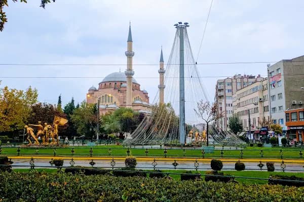 Heykelli Park - Park - Eskişehir Tepebaşı