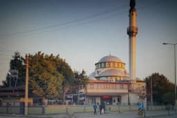 Güneşler Mahallesi Cami