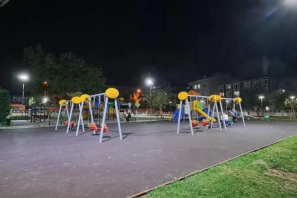 Orhan Kemal Parkı - Park - İstanbul Küçükçekmece