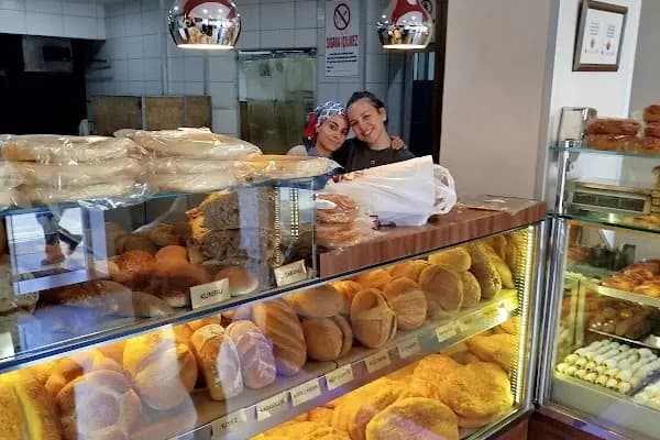 Güzel İzmir Unlu Mamülleri - Fırın - İzmir Bayraklı