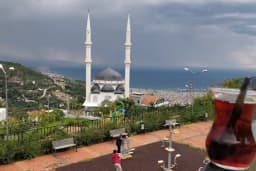 Tepe Mahallesi Cami