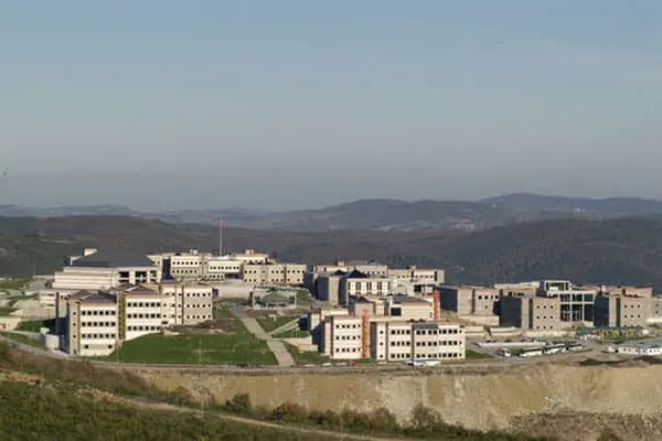 Kocaeli Üniversitesi Hukuk Fakültesi - Üniversite - Kocaeli İzmit