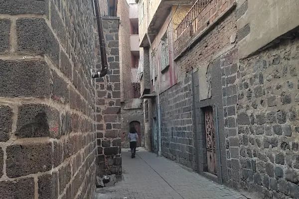 Diyarbekir Küçeleri - Tarihi Yer - Diyarbakır Sur
