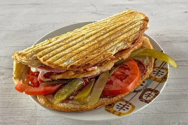 Kumrucu Engin - Fast food lokantası - Ankara Gölbaşı