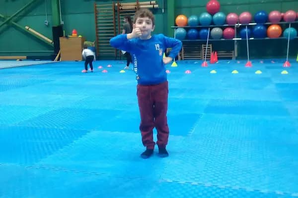 Bursa Büyükşehir Belediyesi Spor Tesisleri Tenis Kortları - Tenis Kortu - Bursa Osmangazi
