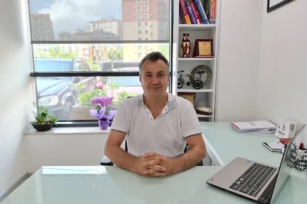 Prof.Dr. Mehmet Küçükbaş - Kadın Hastalıkları ve Doğum Uzmanı - İstanbul Ataşehir