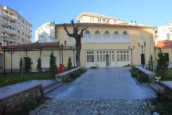 Dramalılar Köşkü - Müze - İzmir Bornova