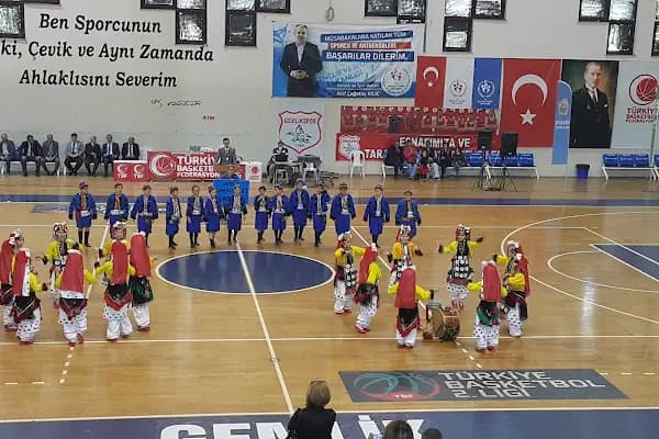 Gemlik Spor Salonu - Spor salonu - Bursa Gemlik