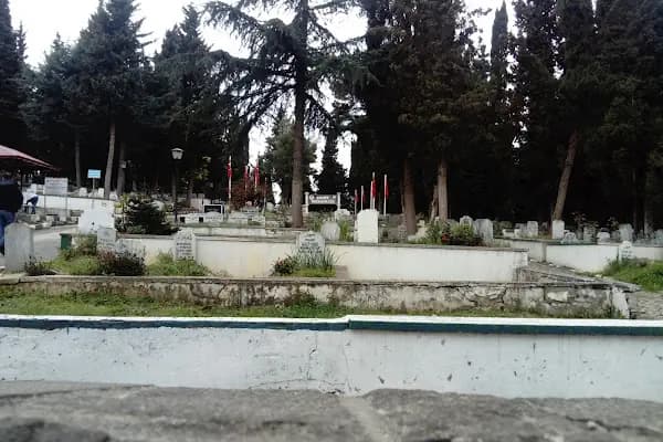 Bahçecik Mezarlığı - Mezarlık - Trabzon Akçaabat