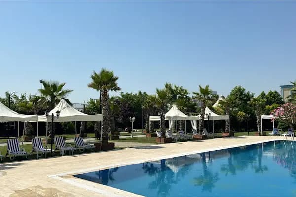 Revan Garden Havuz - Yüzme Havuzu - İstanbul Kartal