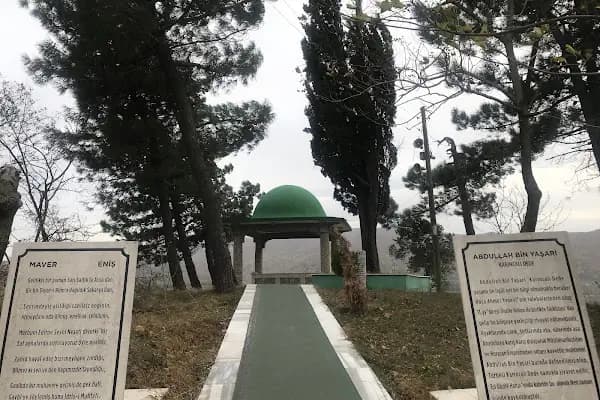 Karincali Dede Türbesi - Mezarlık - Sakarya Adapazarı