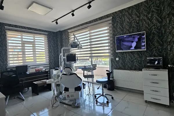 Dt.M.Ali ÖLMEZ - Konya Gece Açık Diş Hekimi | 24 saat açık diş | Gece açık dişçi | Nöbetçi dişçi |Pazar Günü Açık Diş Kliniği - Diş Kliniği - Konya Meram
