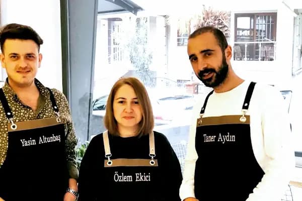 Saloon Elit Bayan Kuaförü - Kuaför - İzmir Buca