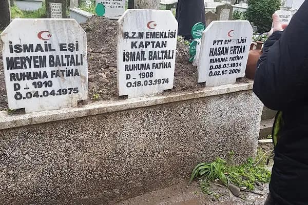 Başçeşme Mezarlığı - Mezarlık - Balıkesir Karesi