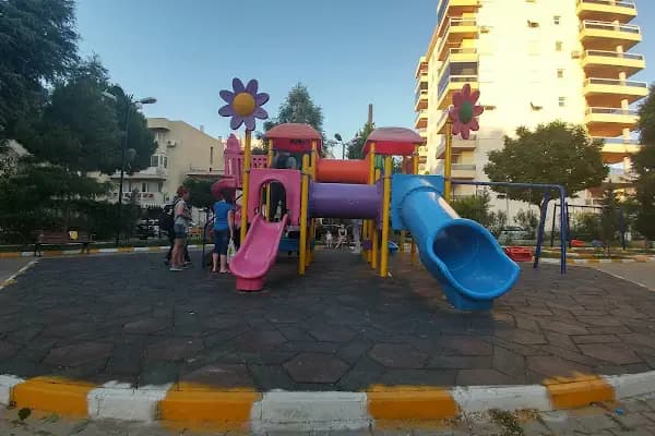 Çocuk Parkı - Park - İzmir Balçova