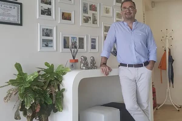 Dr Bilgin SILAN İç Hastalıkları Ve Bütünsel Tıp Uzmanı - Doktor - İzmir Karabağlar