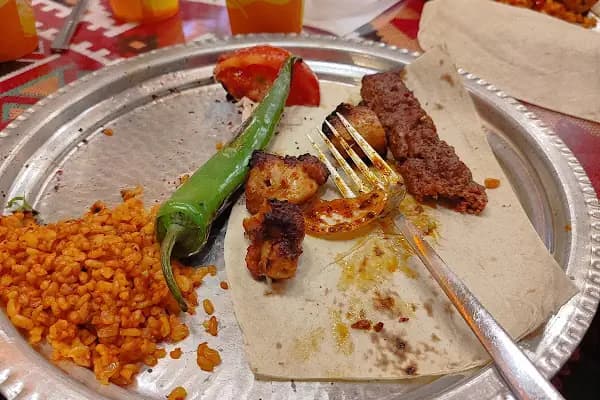 Yakamoz Dürüm İsa Usta - Dürüm Restoranı - Bursa Nilüfer