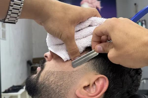 The Barber Haircut - Berber Dükkanı - Adana Karataş