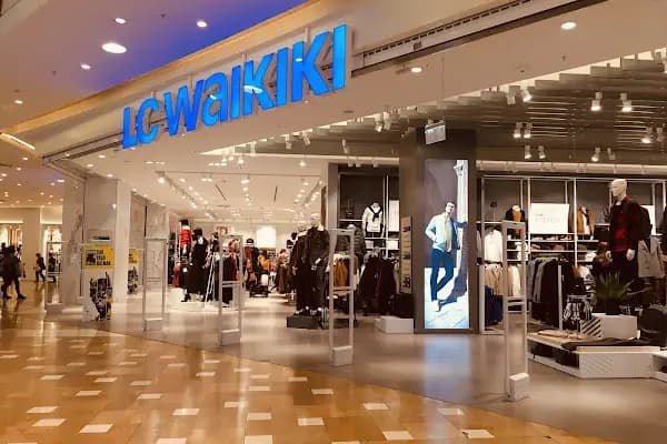 Lc Waikiki Outlet - Giyim mağazası - İzmir Menderes