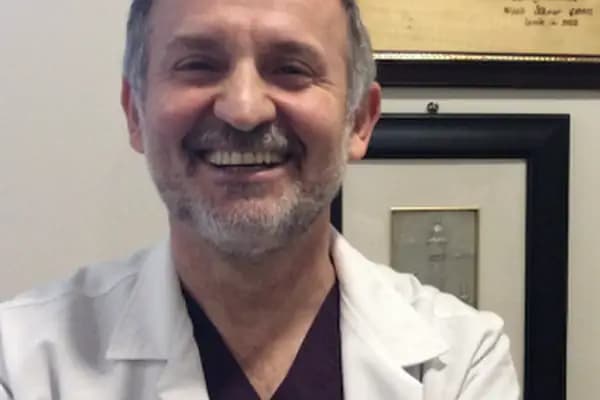 İzmir Rinoplasti Doktoru Op. Dr. Muhittin Dadaş - Kulak Burun Boğaz Uzmanı - İzmir Bergama