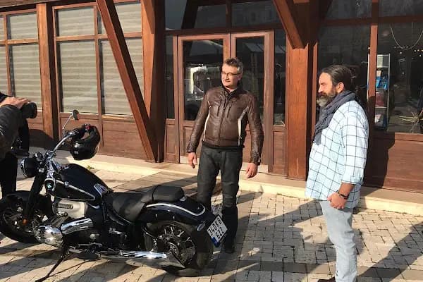 Umurbey İpek Üretim Ve Tasarım Merkezi - İpek Ürünler Mağazası - Bursa Yıldırım