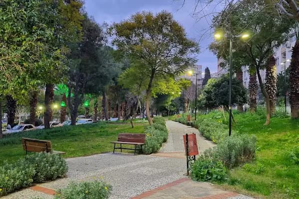 Güzel İzmir Parkı - Park - İzmir Karabağlar