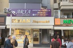 Arya Clinic | Medikal Cilt Bakımı