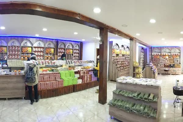 Özlem Şekerleme - Giyim mağazası - Ankara Akyurt